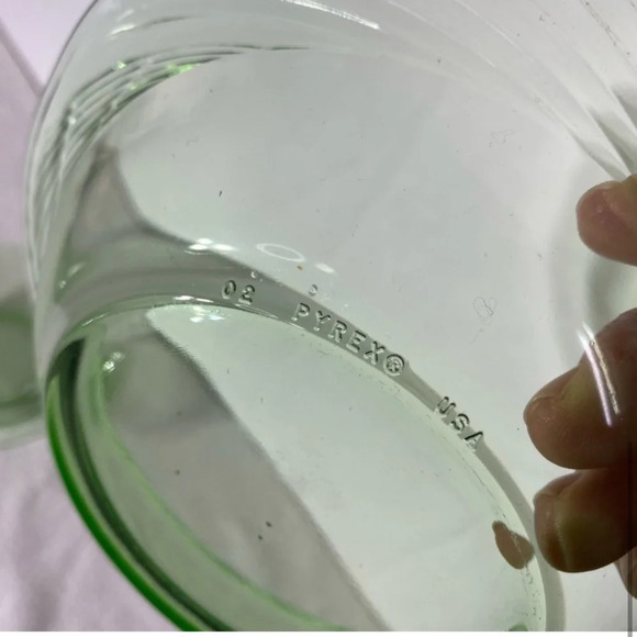 PYREX Spring Green Festiva Swirl Shallow Bowls x2 - Picture 8 of 10